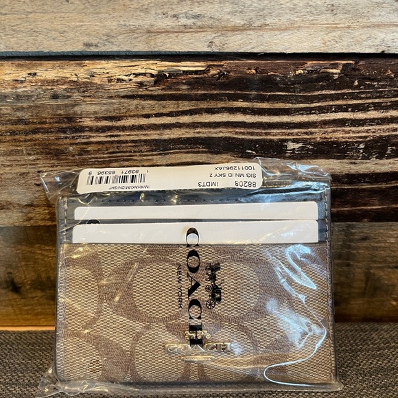 NWT COACH Signature Mini Skinny Canvas Wallet - Picture 2 of 4